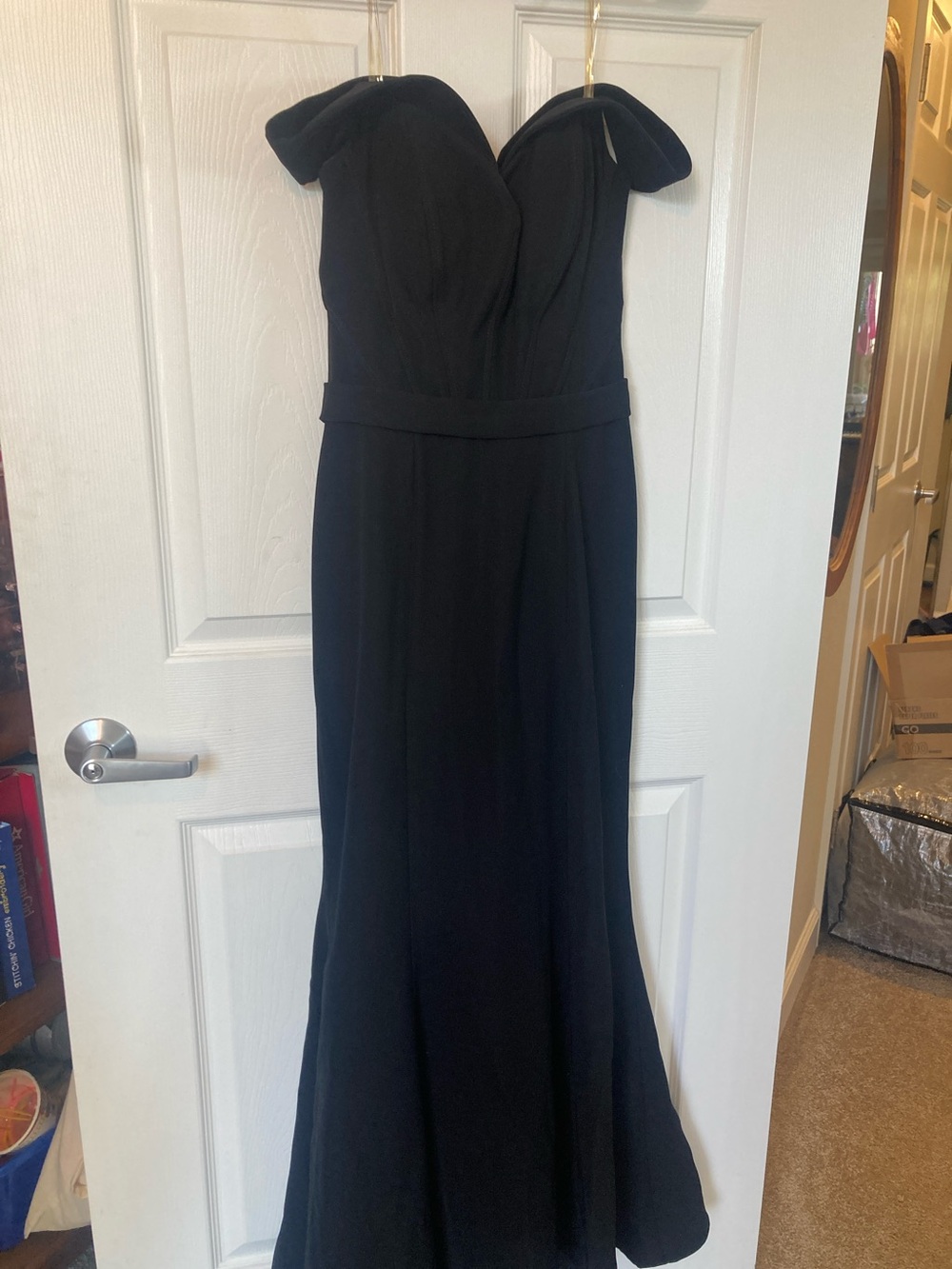 Elegant Black Off-Shoulder Prom Gown